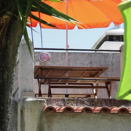 Πανσιόν Casa Da Tauria 3*