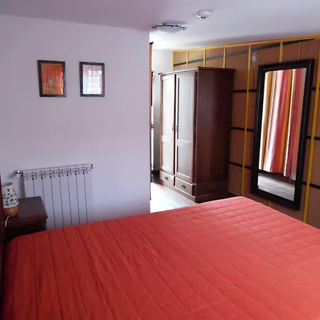 Πανσιόν Casa Da Tauria 3*